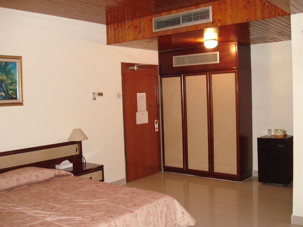 מנאמה Atlas Hotel מראה חיצוני תמונה