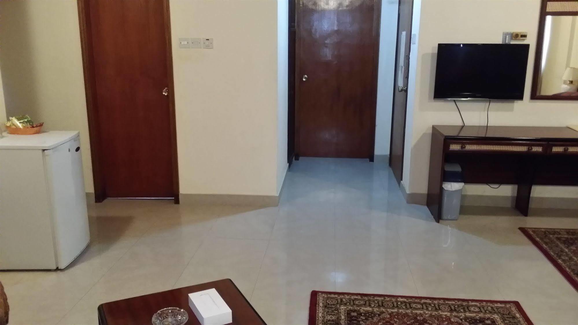 מנאמה Atlas Hotel מראה חיצוני תמונה