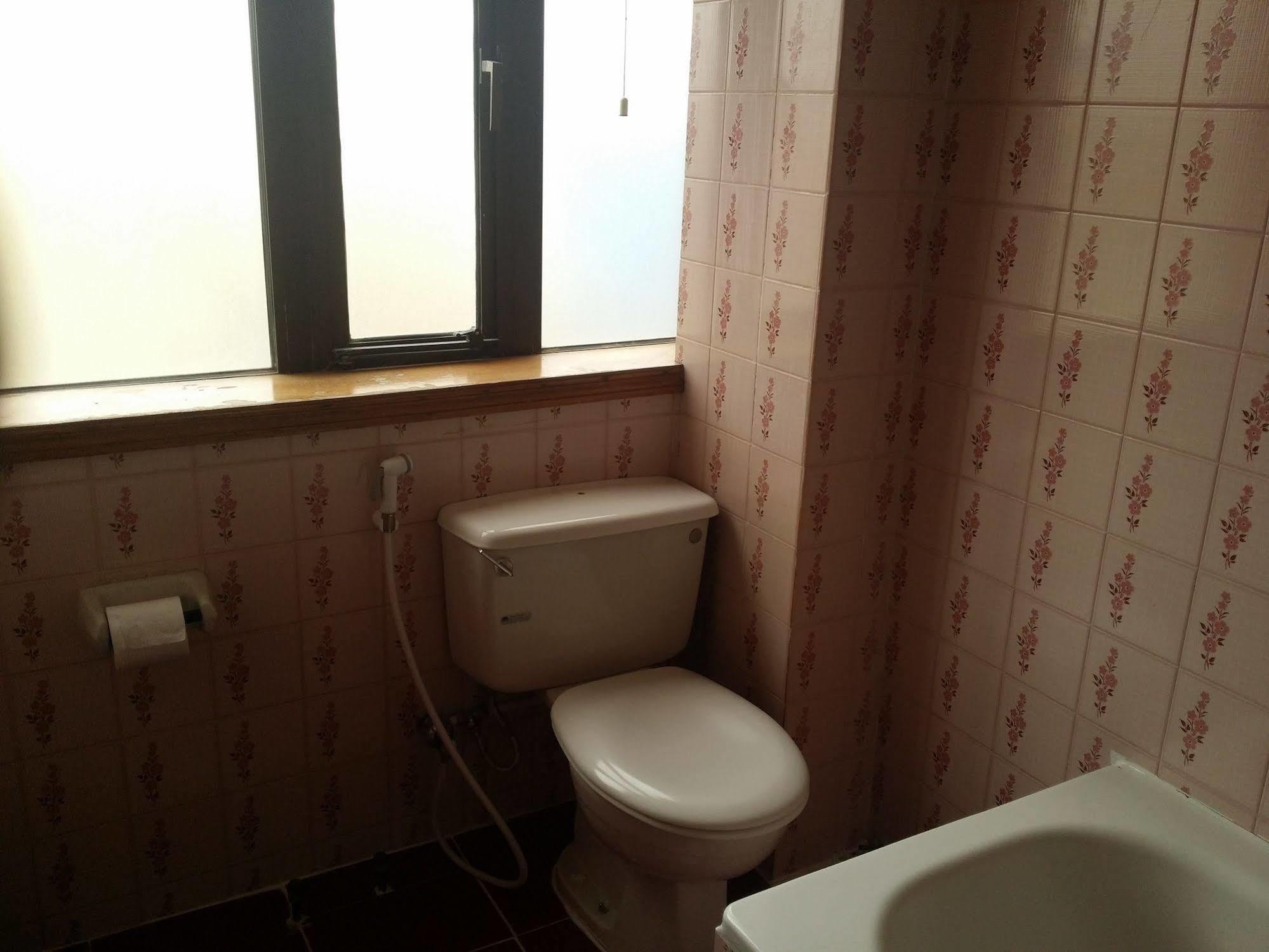 מנאמה Atlas Hotel מראה חיצוני תמונה