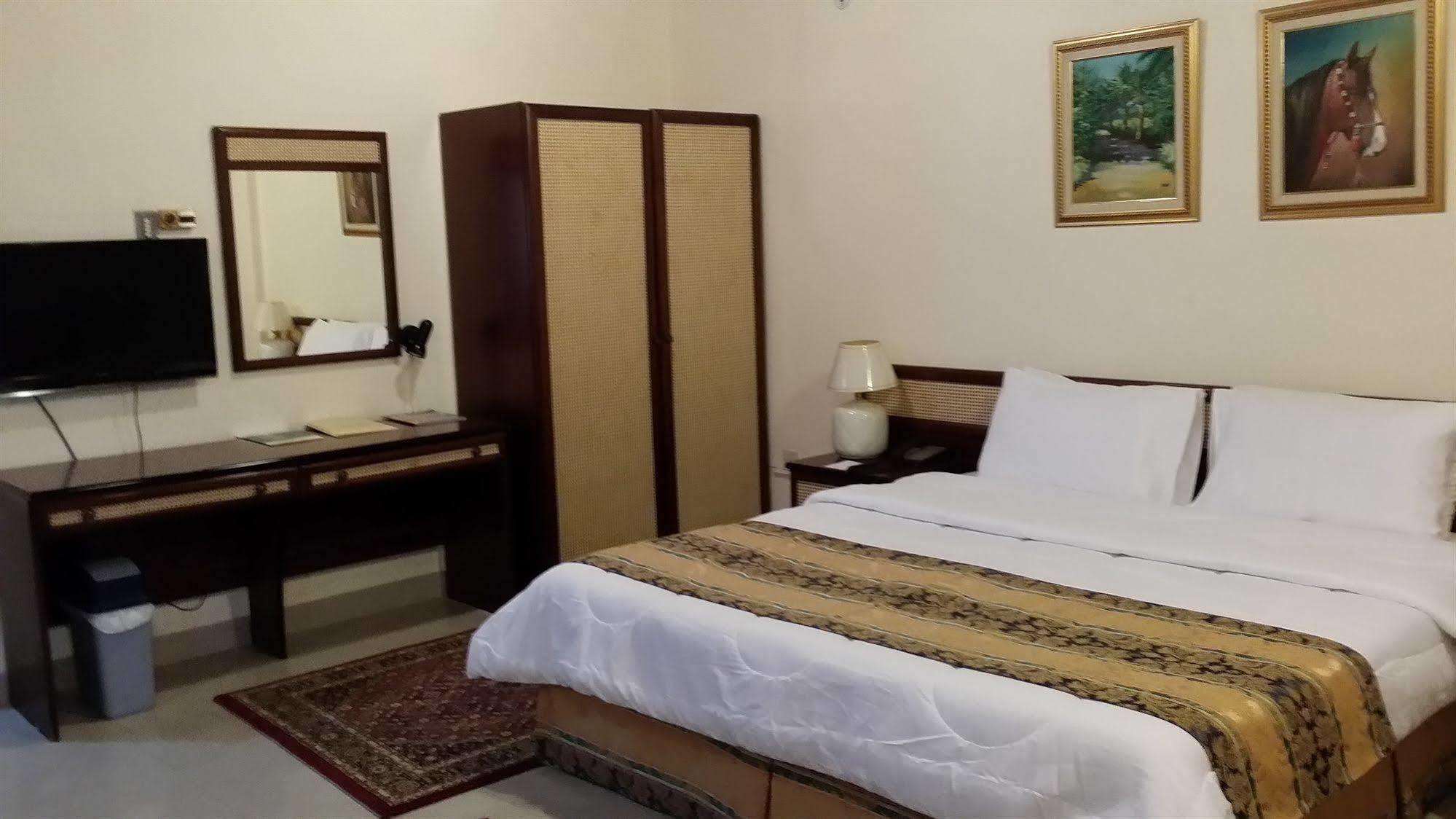 מנאמה Atlas Hotel מראה חיצוני תמונה